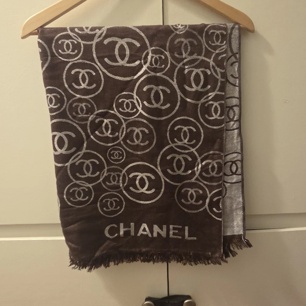Chanel Brown and Silver Logo Scarf - Picture 8 of 8